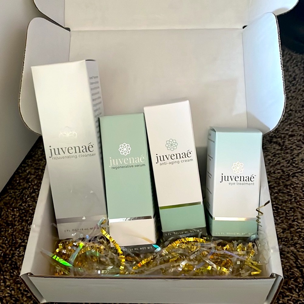 Juvenae skin care set